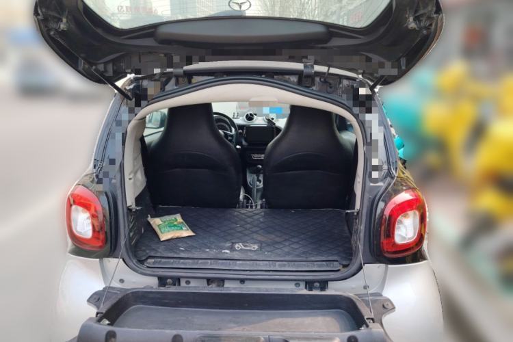 Used smart fortwo 2018 1.0L 52kW Hardtop Dynamic Version China V
