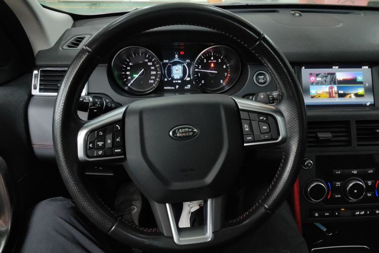 Used Land Rover Discovery Sport 2019 240 PS SE Dynamic Version China V Standard Steering Wheel