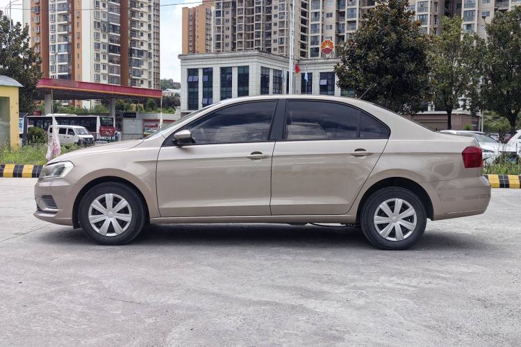 Used Volkswagen Jetta 2017 1.4L Manual Fashion Edition