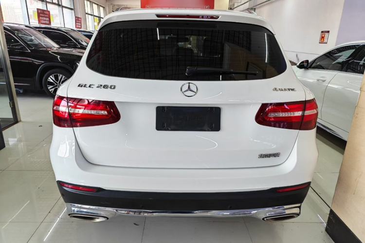 Used Mercedes-Benz GLC 2016 GLC 260 4MATIC Dynamic Edition Exterior 4