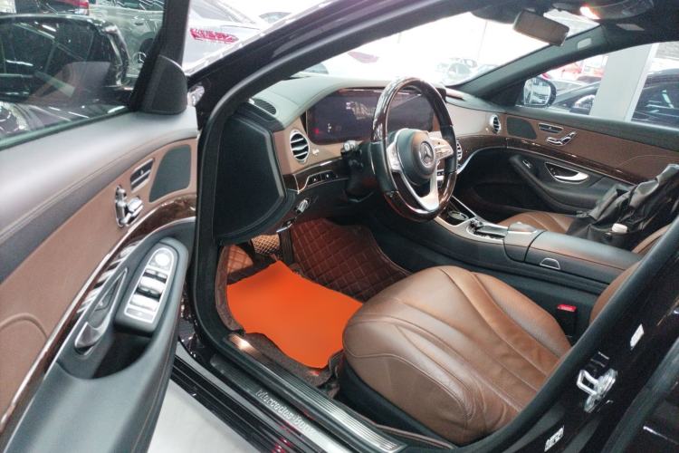 Used Mercedes-Benz S-Class 2019 S 320 L
