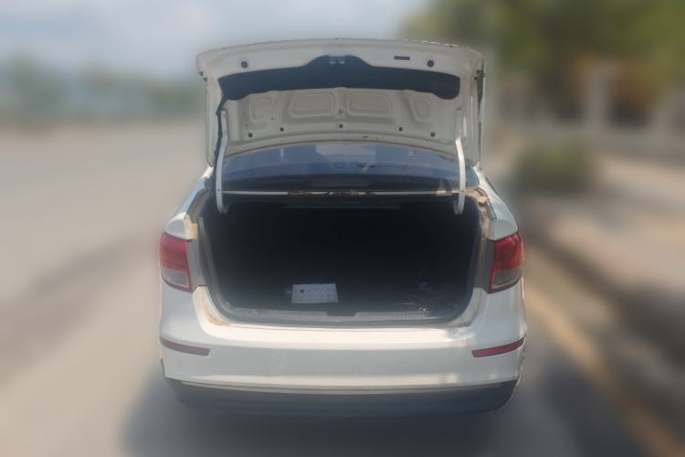 Used Kia K2 2015 Sedan 1.4L Automatic GLS Trunk