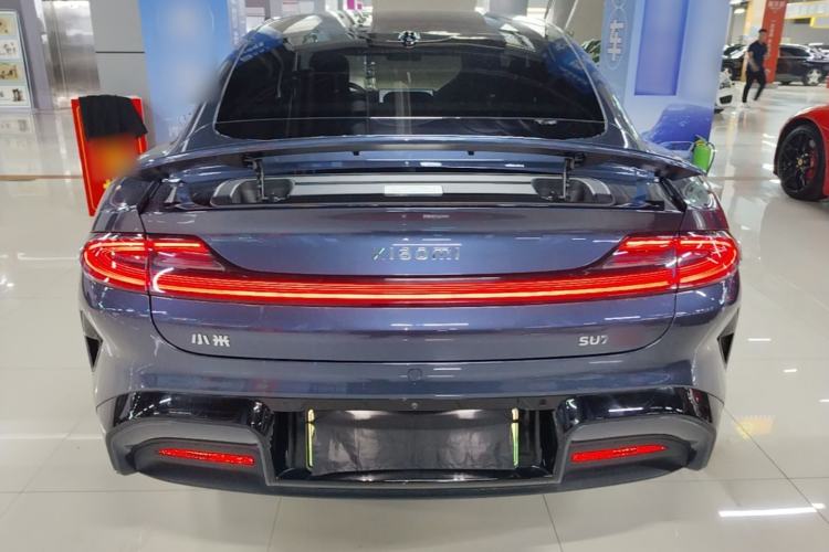 Used Xiaomi Auto SU7 2024 Four-Wheel Drive Ultra-Long Range Advanced Intelligent Driving Max Edition
