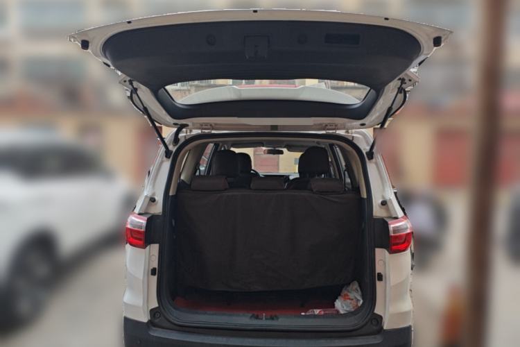 Used CHANGAN OSHAN A800 2017 1.6L Manual Comfort Model