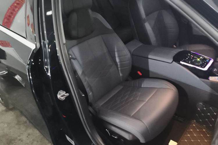 Used BMW i5 2024 eDrive 35L Prestige Luxury Package