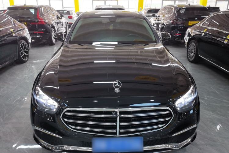 Used Mercedes-Benz E-Class 2022 Second Facelift E 300 L Fashion Edition
