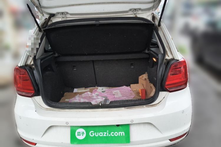 Used Volkswagen Polo 2016 1.6L Automatic Comfort Model
