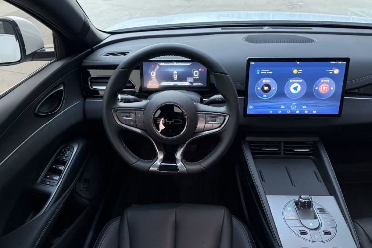 Used BYD Seal 06 New Energy 2024 DM-i 120KM Luxury Model
