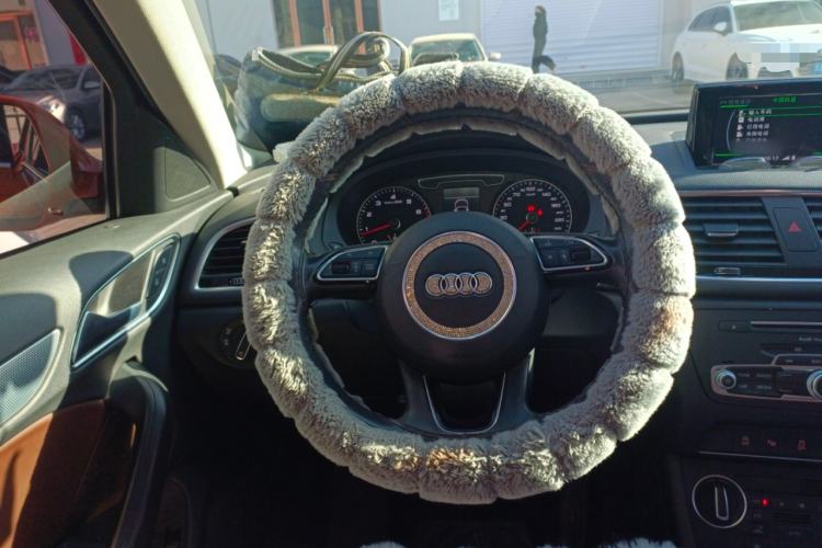 Used Audi Q3 2016 35 TFSI quattro all-wheel-drive style model
