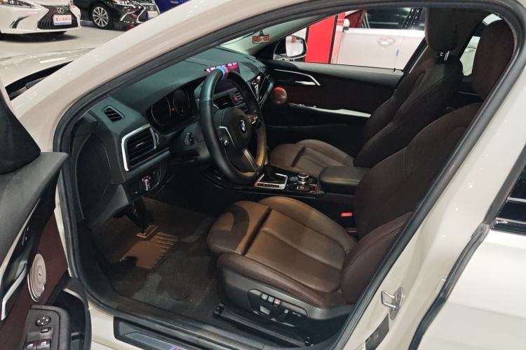 Used BMW 1 Series 2019 120i Leading Model M Sport Package Interior 1