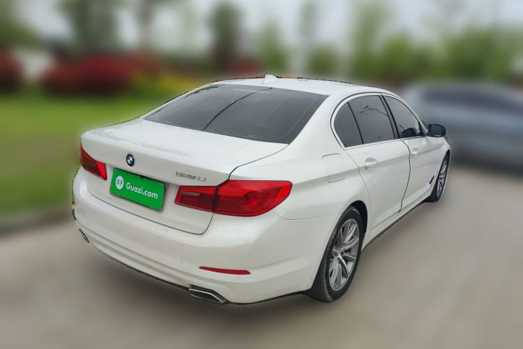 Used BMW 5 Series 2018 528Li Launch Special Edition Rear Right 45 Deg