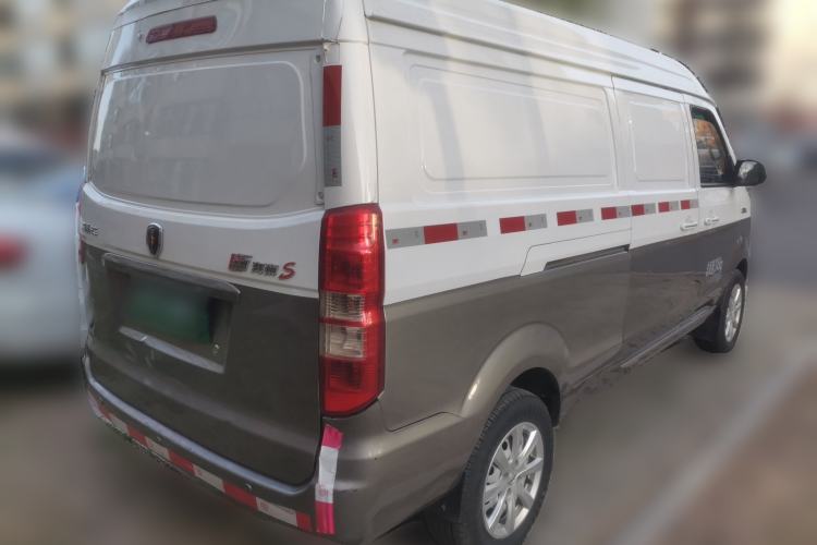 Used Jinbei New Hiace S 
