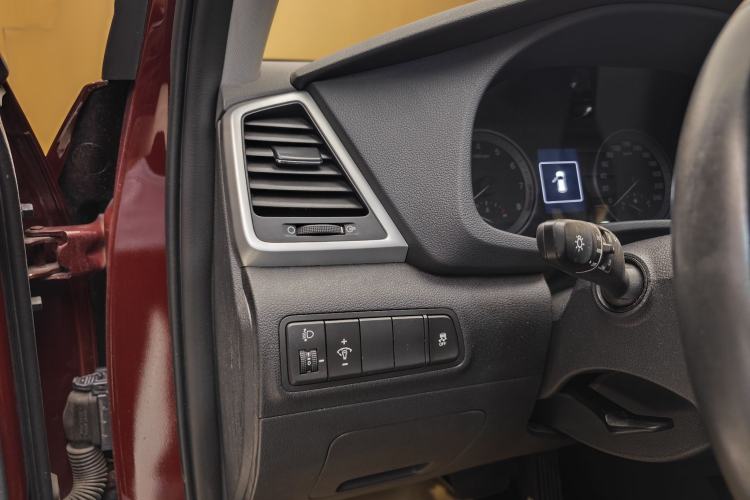 Used Hyundai Tucson 2015 1.6T Dual-Clutch Two-Wheel-Drive Smart Model
