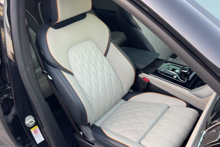 Used BYD Tang New Energy 2022 EV 730KM Luxury Model