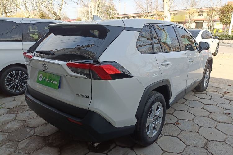 Used Toyota RAV4 2024 2.0L CVT Two-Wheel Drive Urban Edition
