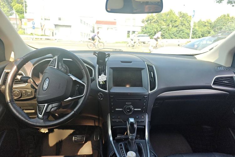 Used Ford Edge 2018 EcoBoost 245 Four-Wheel Drive Titanium 7-Seater