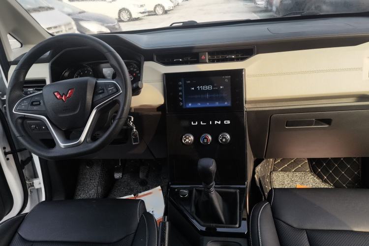 Used Wuling Zhengcheng 2021 1.5T Manual Luxury Version