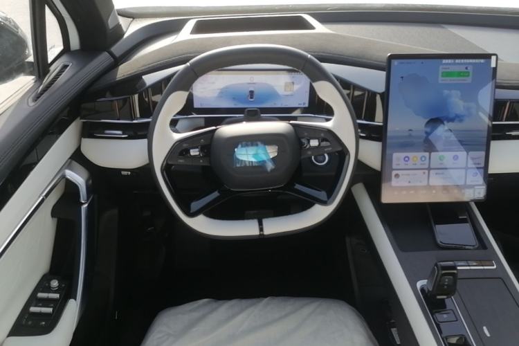 Used Geely Auto FX11 2024 2.0TD DCT Intelligent Driving Version