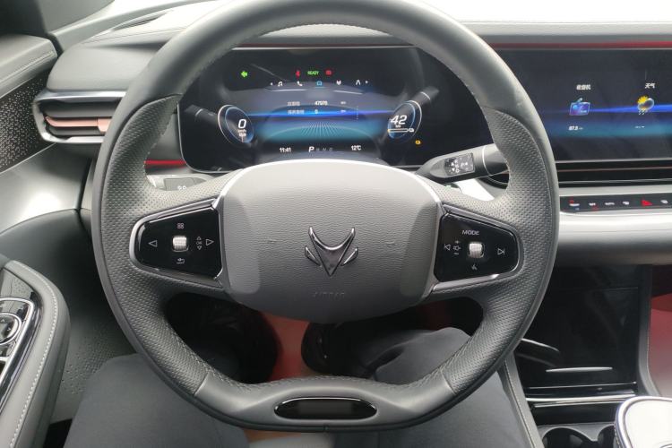 Used ARCFOX Alpha S 2022 525S 160kW Steering Wheel