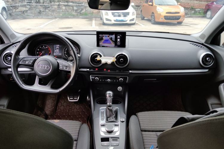 Used Audi A3 2018 30th Anniversary Edition Limousine 40 TFSI Sport Model Center Console