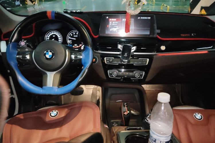 Used BMW X1 2021 sDrive25Li Leading Model Center Console