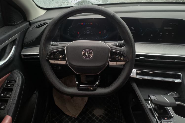 Used CHANGAN Eado 2023 Changan Edition PLUS Blue Whale NE 1.4T GDI DCT Prestige Version Steering Wheel