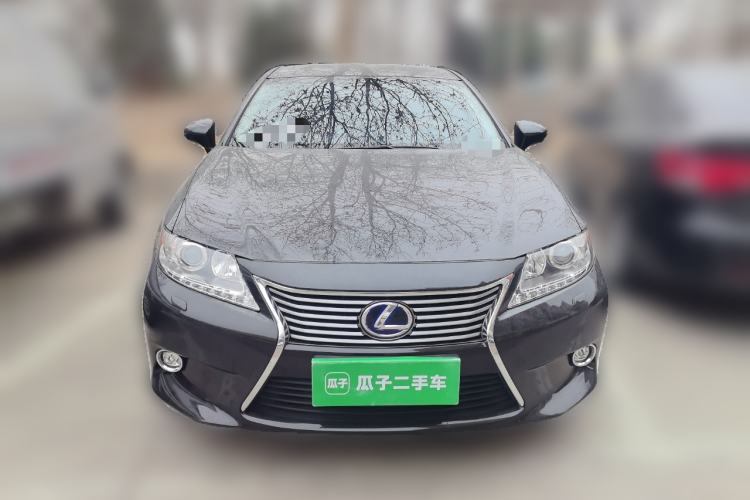 Used Lexus ES 2014 300h Luxury Edition
