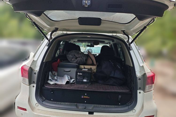 Used Nissan Terra 2018 2.5L Automatic 4x4 Flagship Edition
