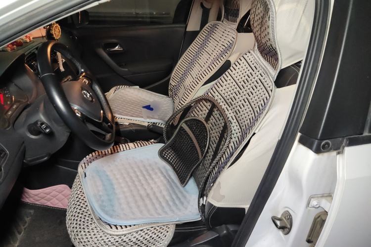 Used Volkswagen Polo 2016 1.6L Automatic Comfort Model
