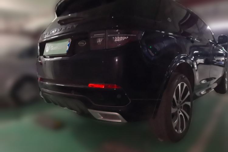 Used Land Rover Discovery Sport 2020 249 PS R-Dynamic Performance Edition Rear Right 45 Deg