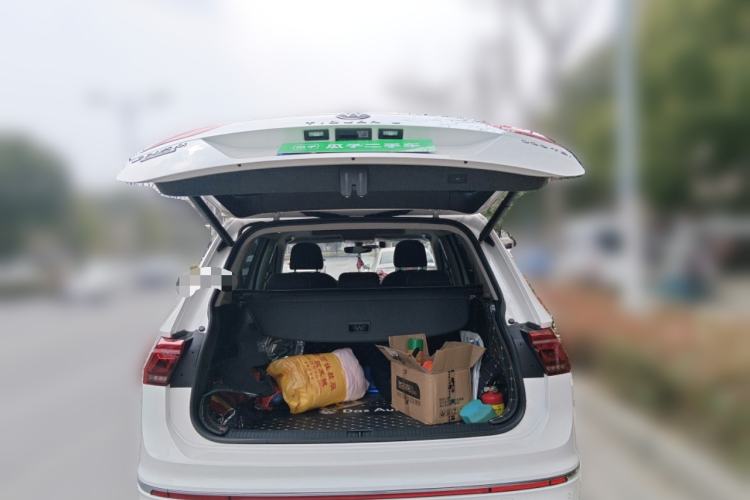 Used Volkswagen Tiguan L 2022 330TSI Automatic Two-Wheel Drive R-Line Enhanced Edition