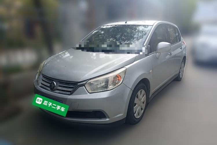 Used Venucia R50 2013 1.6L Automatic Fashion Edition