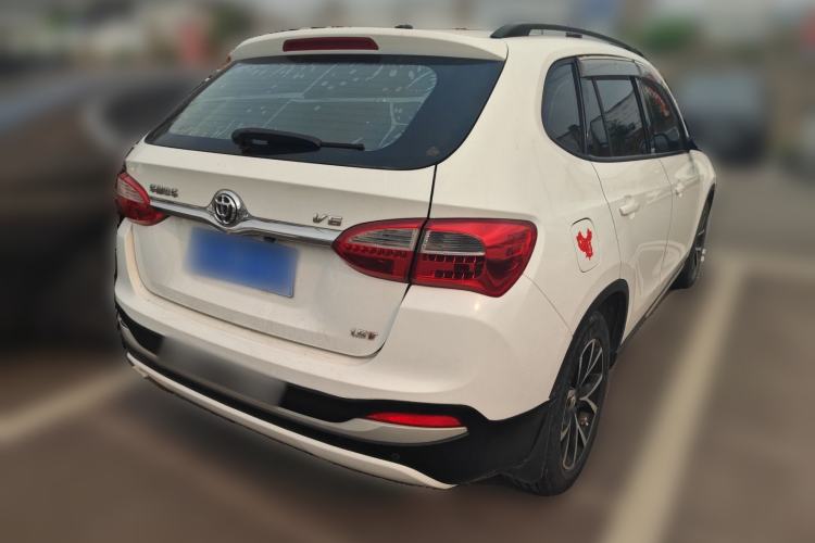 Used Brilliance V5 2014 1.5T Automatic Two-Wheel Drive Sport Model Rear Right 45 Deg