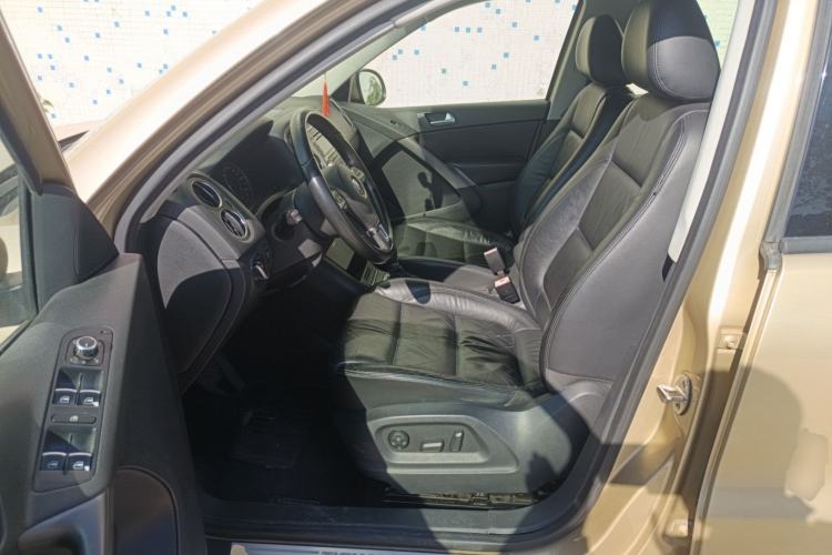 Used Volkswagen Tiguan 2012 1.8TSI Automatic Two-Wheel Drive Trend Edition Left Front Seat