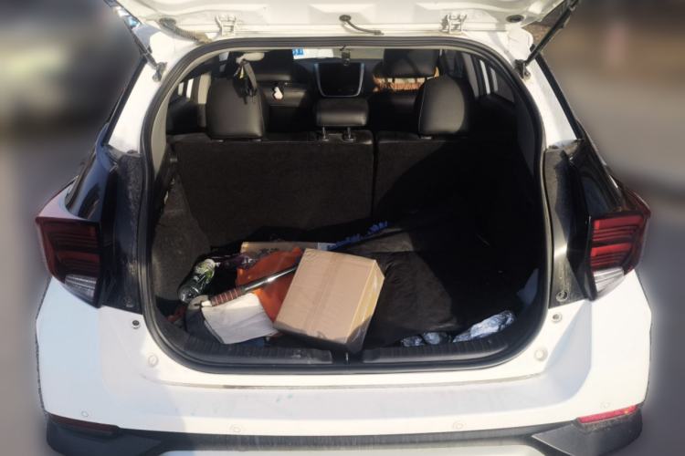 Used Toyota YARiS L Zhi Xuan 2020 X-Trail X 1.5L CVT Leading Edition Trunk