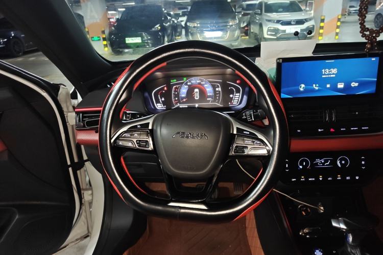 Used Dongfeng Aeolus Yixuan 2022 230T Automatic Adaptive-Beam Knight Edition Steering Wheel