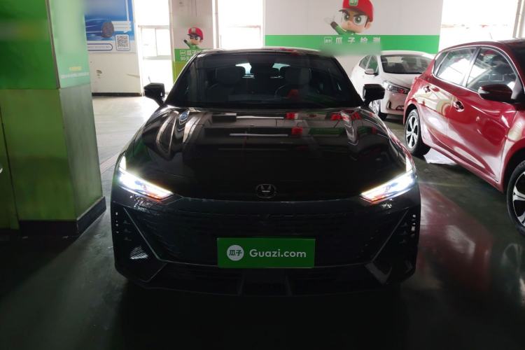 Used Changan UNI-V 2022 1.5T Prestige Version