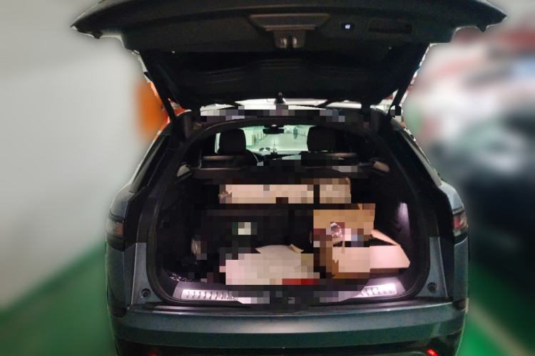 Used Land Rover Range Velar 2020 P250 R-DYNAMIC S Trunk