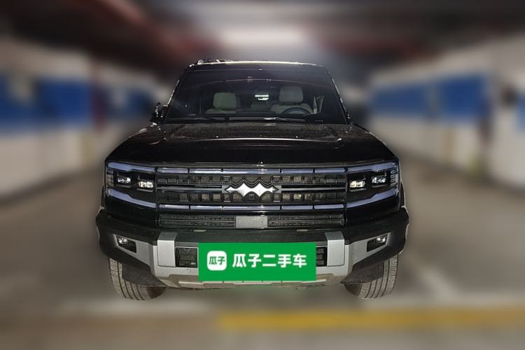 Used Formula Leopard 5 2023 Navigator Edition Front