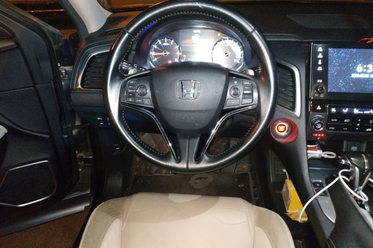 Used Honda Avancier 2017 240TURBO Two-Wheel Drive Premium Edition