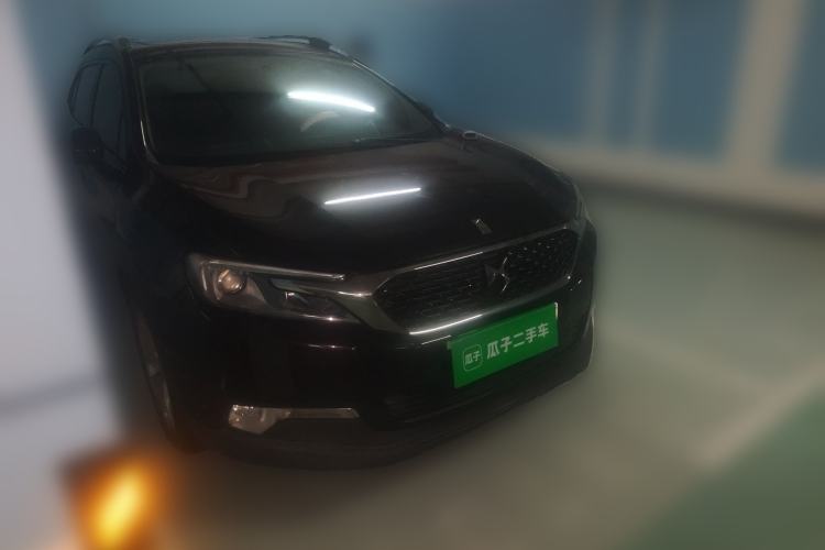 Used DS 6 2016 1.6T Comfort Edition THP160 Front Right 45 Deg