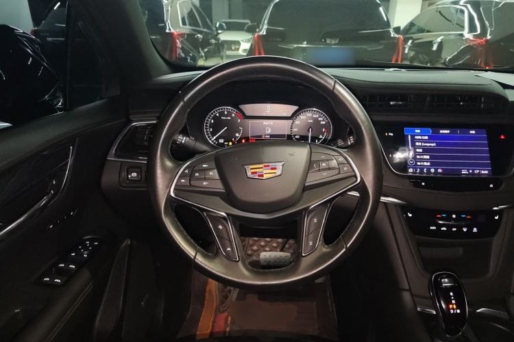 Used Cadillac XT5 2022 2.0T Two-Wheel Drive Luxury Version