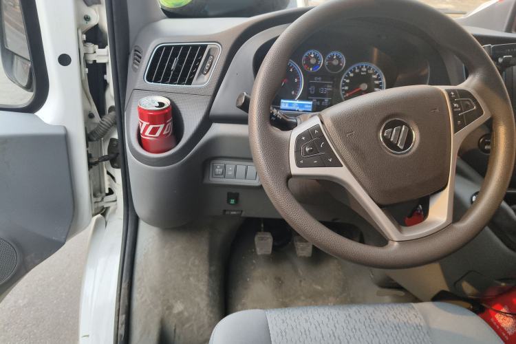 Used Foton Toano 2023 Cummins 2.8T Manual Jixiang Van Extended Wheelbase Ultra-High Roof Rear Dual Tires 3-Seater Steering Wheel