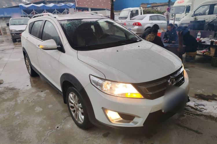 Used Dongfeng Aeolus AX3 2016 1.5L Automatic Shangkue Model
