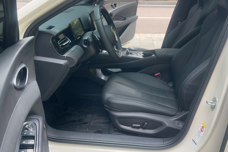 Used BYD Seal 06 New Energy 2025 DM-i Smart Drive 120KM Deluxe Model Driver Seat