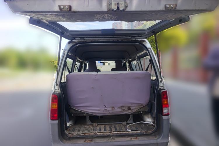 Used Wuling Zhiguang 2015 1.2L Standard Model LSI Trunk