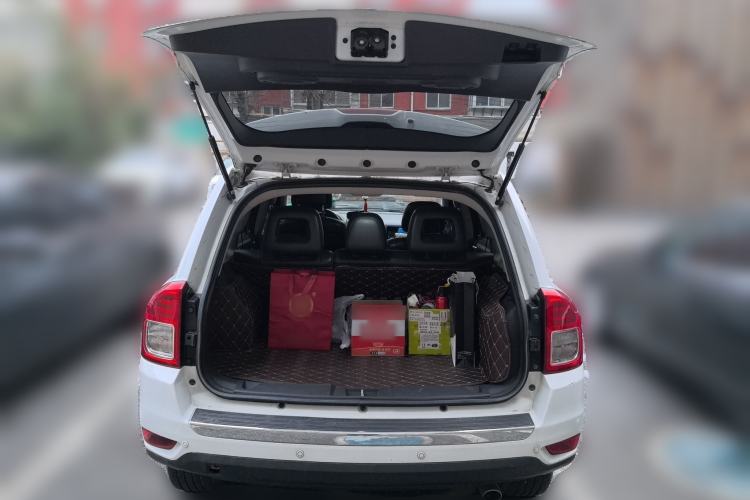 Used Jeep Compass 2013 2.4L four-wheel drive luxury version