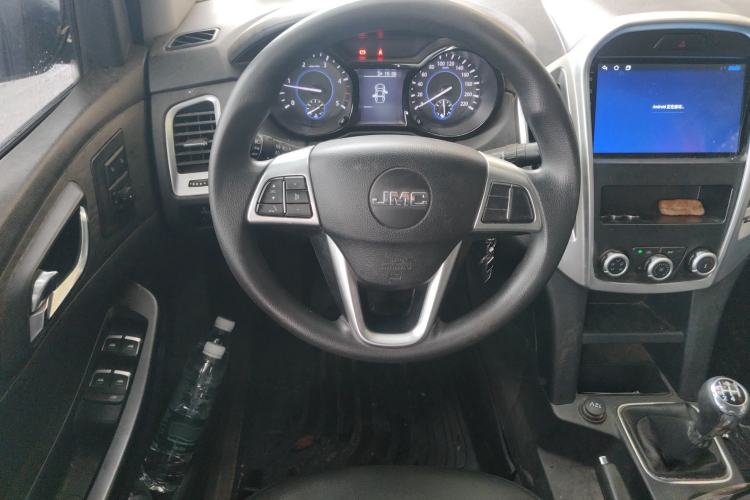 Used JMC Baodian 2020 2.5T Diesel 4x4 Comfort Edition Standard Wheelbase JX4D25A6L Steering Wheel