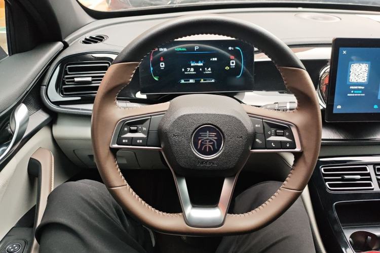 Used BYD Qin PLUS 2024 HONOR Edition DM-i 55KM Leading Model Steering Wheel