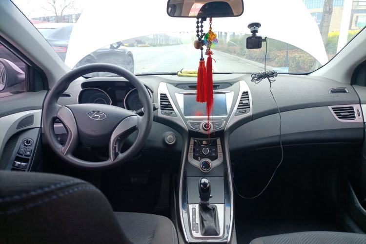 Used Hyundai Elantra (5th Generation / Langdong) 2012 1.6L Automatic Leading Model
